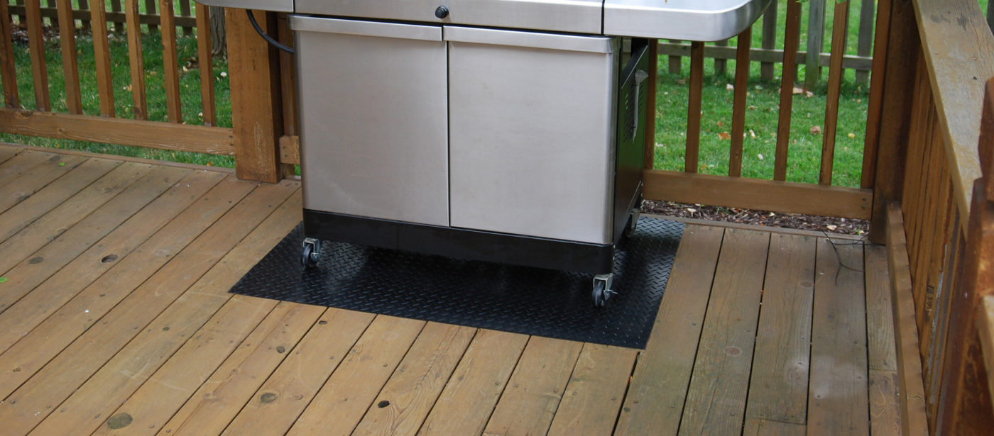 grill81_black_sq-corners