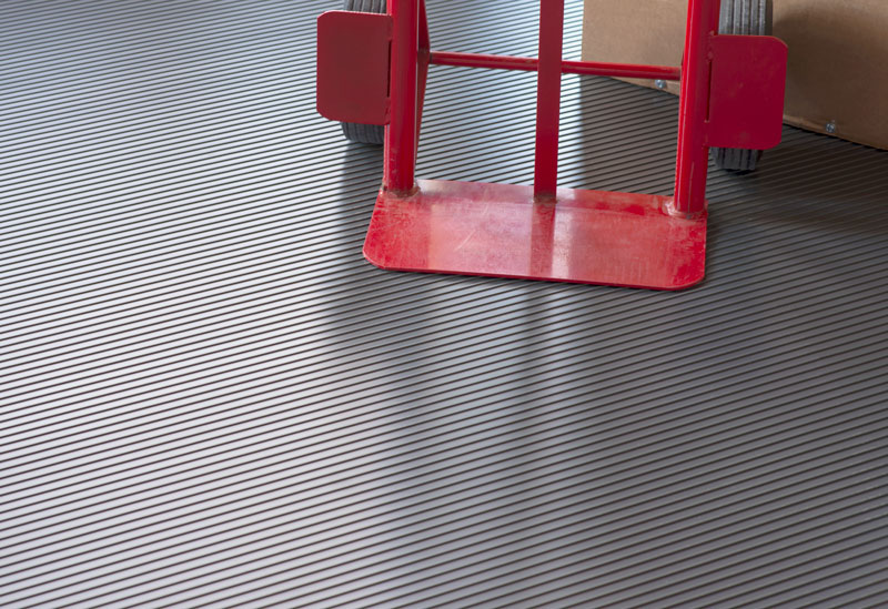 G-Floor grey ribbed flooring